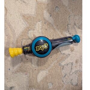 Hasbro Bop It Handheld Electronic Game Translucent Purple Blue Yellow 2002